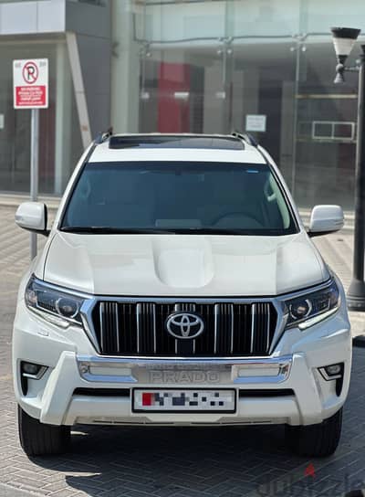 Toyota Prado TX. L V6 2018 white