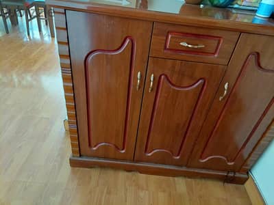 shoe rack in good condition