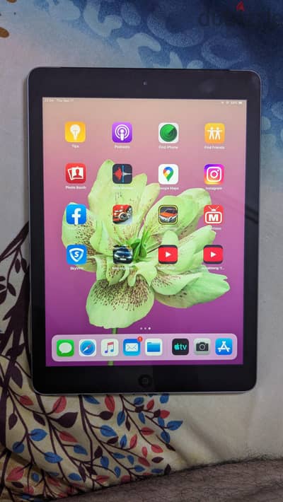 ipad 1 old model very good condition