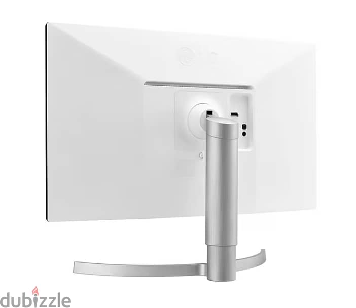 LG 27” 4K UHD IPS Monitor (27UL550-W) 5