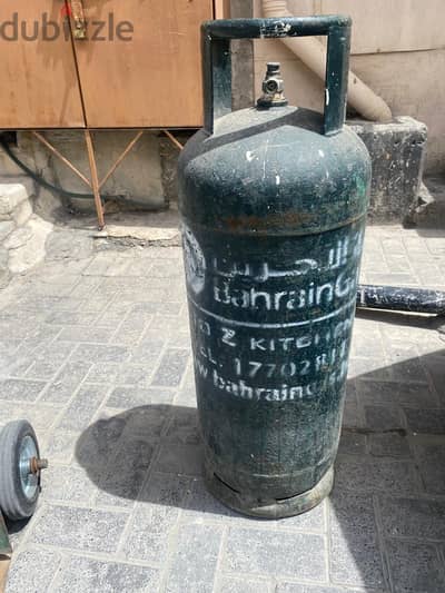 Bahrain gas cylinder medium 23bd free delivery 34033085