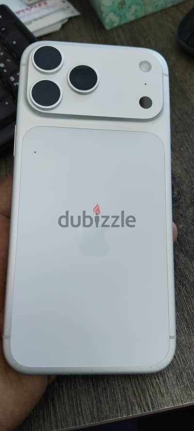 I phone 17 pro max 470
