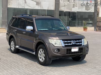 Mitsubishi Pajero 2013 Brown