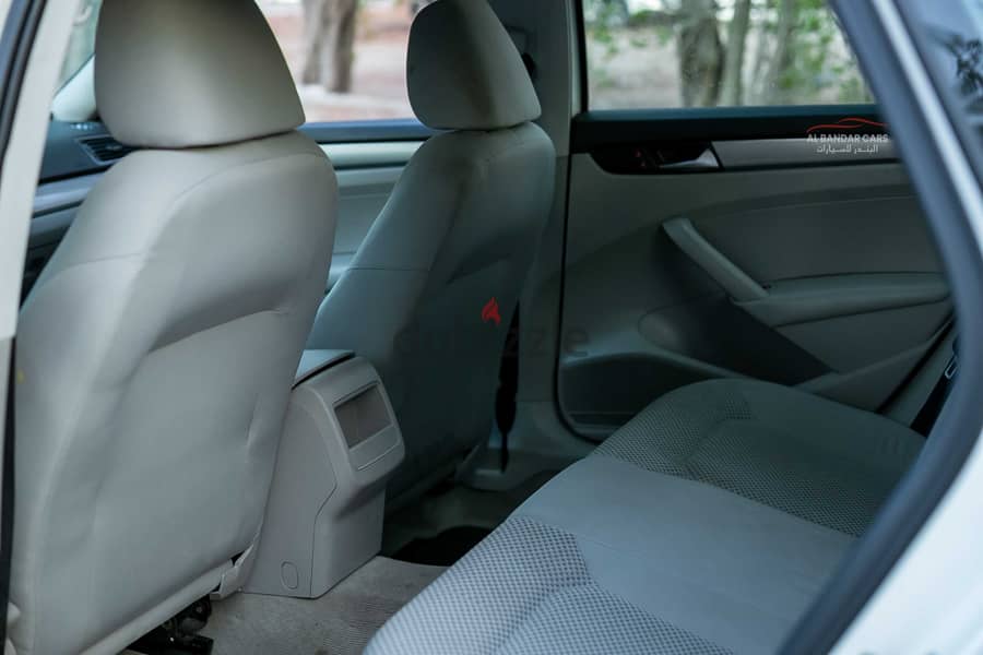 Volkswagen Passat 2013 White | Zero Accident | Bahrain Spec | BD 1600 8