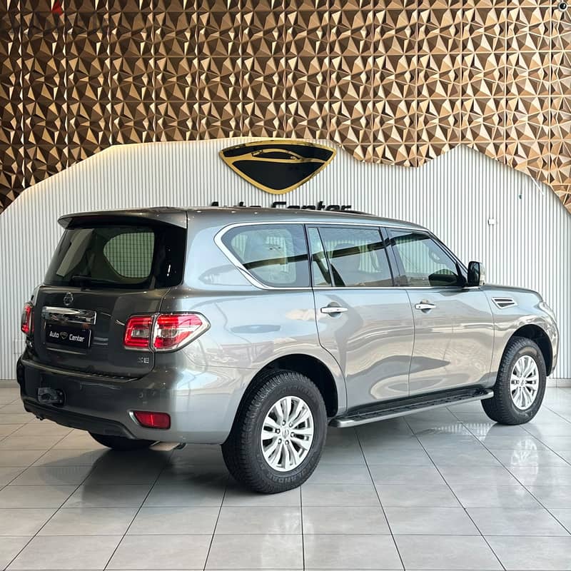 Nissan Patrol SE TYPE 2 2017 GREY 4