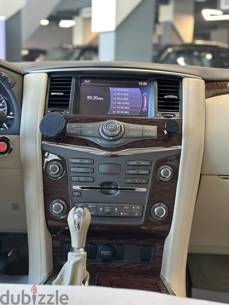 Nissan Patrol SE TYPE 2 2017 GREY 9