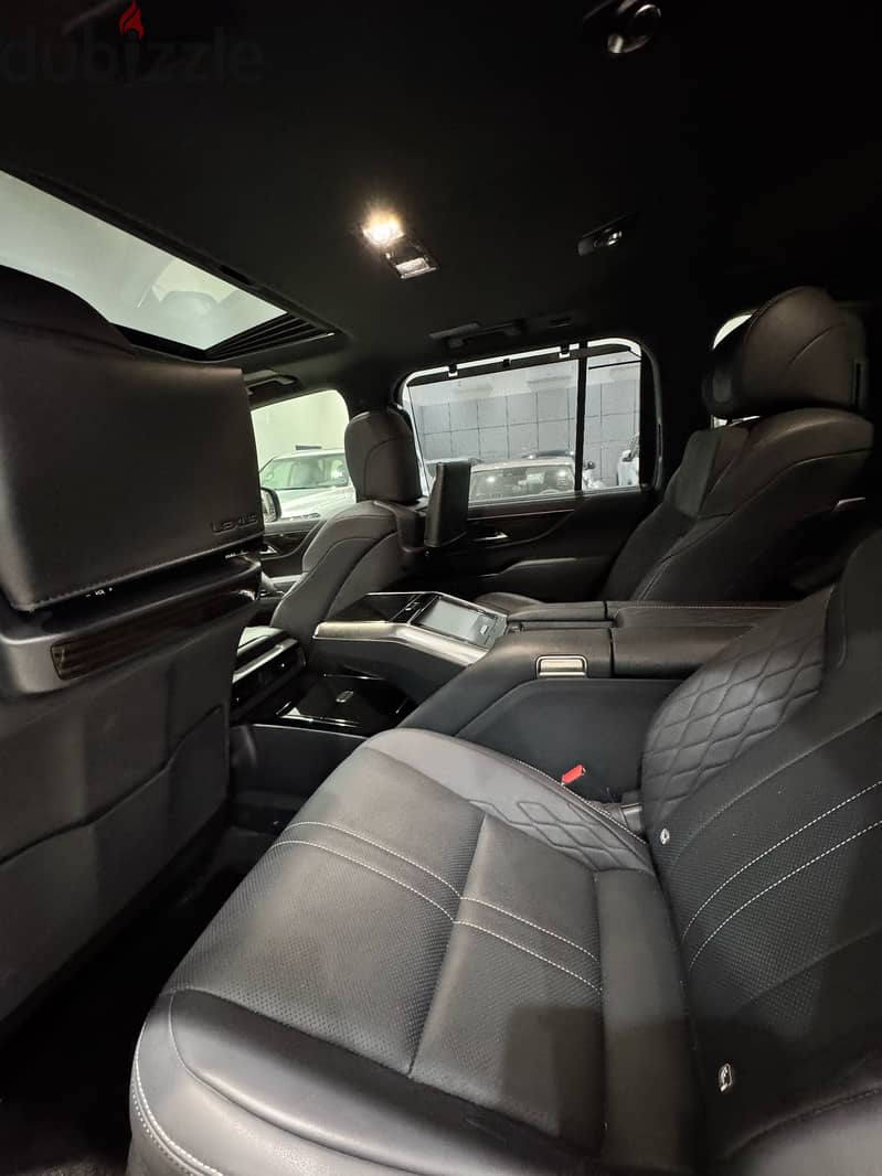 Lexus LX 600 2023 Silver 5