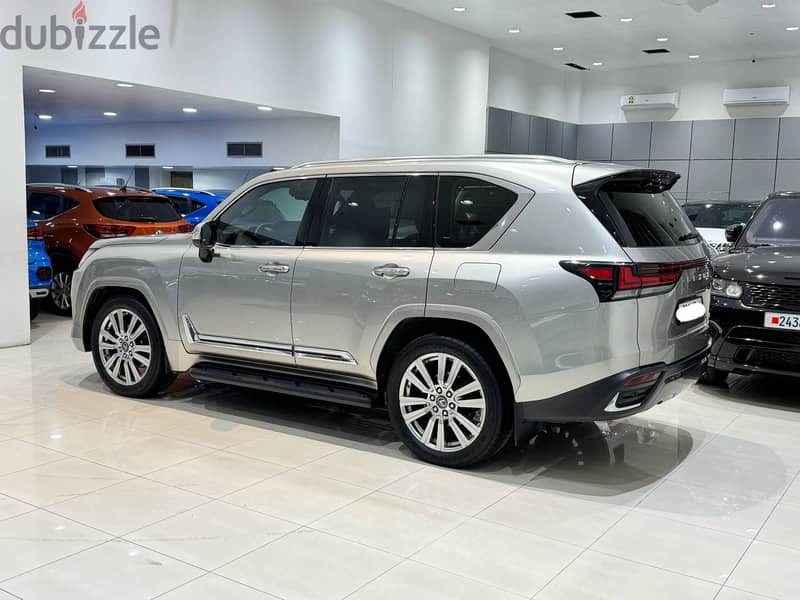 Lexus LX 600 2023 Silver 6