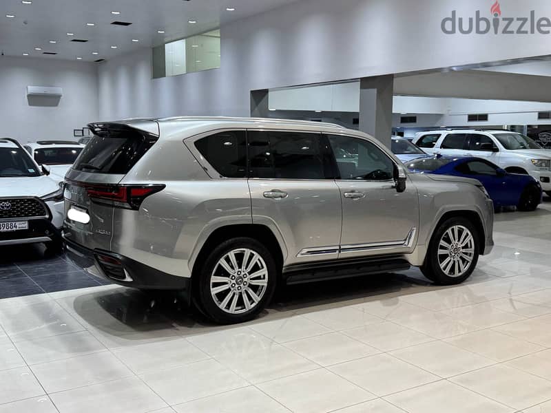 Lexus LX 600 2023 Silver 7