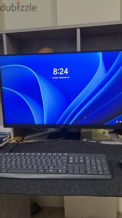 Brand new Monitor & Keyboard & mouse