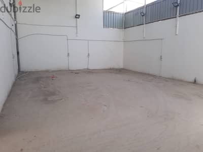 Rent Car Garage or Fabrication Workshop. Contact whats app: 35317080