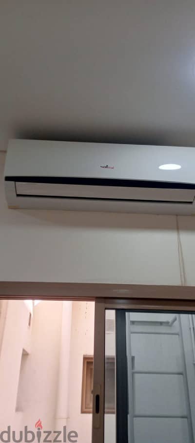 I need emergency sale AC 6 months warranty