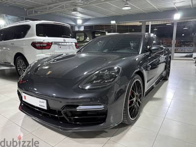 2019 Porsche Panamera GTS