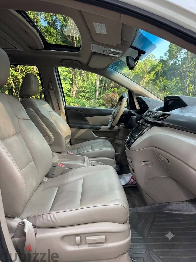 Honda Odyssey - TOURING -2014 for sale 3