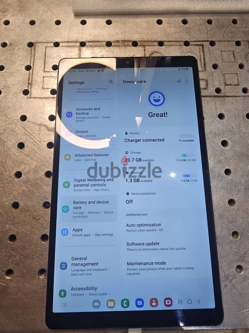 Lenovo  64gb working perfectly 30 + Galaxy Tab A7 Lite 20BD 8