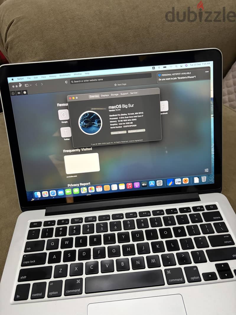 Macro book Pro i7 ,mouse & Charger 2