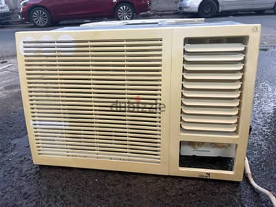 window AC for sale good condition good working with fixing