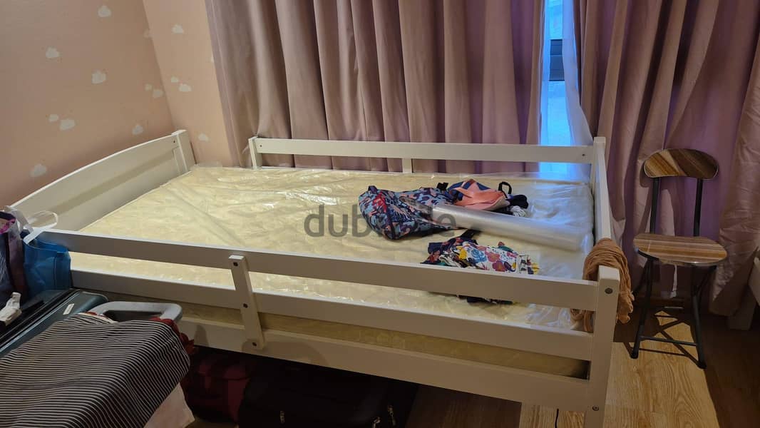 food table &new bed & laundry in very good condition 1