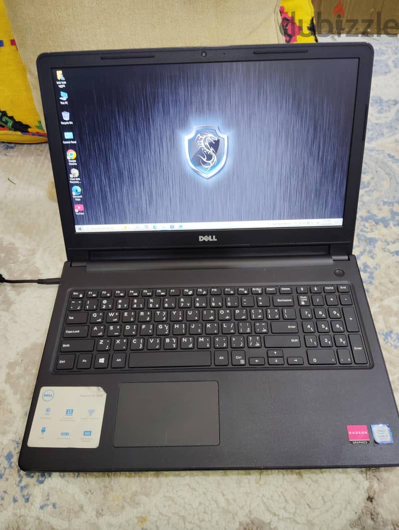 Dell Inspiron 15 Intel(R) Core i5 ram 4 GB 256 ssd 1