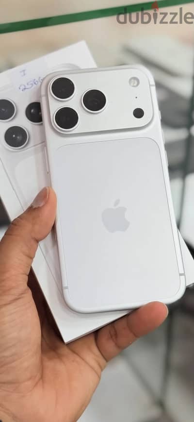 Apple - iPhone 17 Pro