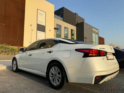 نيسان التيما فئة SR موديل ⁦⁦2023⁩⁩ للبيع