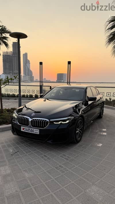 BMW 520i M Kit 2023 - Under Service Package & warranty