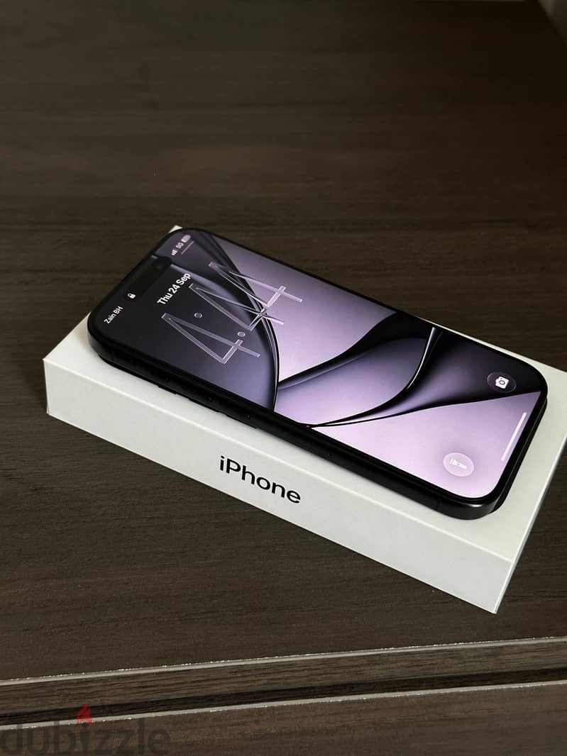 Apple - iPhone 16 Pro 4