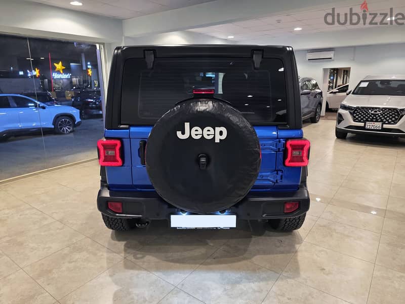Jeep Wrangler 2023 6