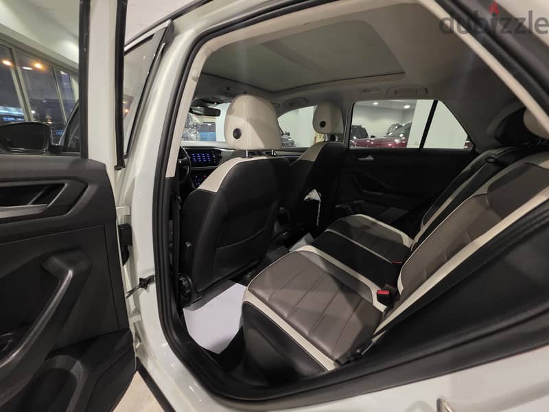 Volkswagen T-Roc  R-line 2021 12