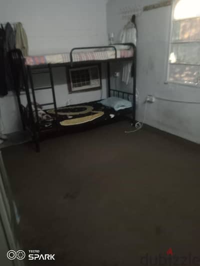 Bed space available for rent In Isa Town