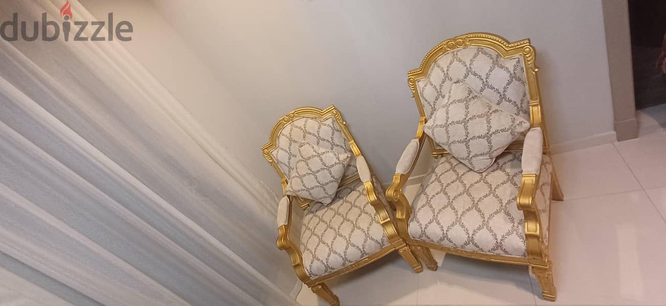 Elegant Gold Accent Chairs with Patterned Upholstery (Pair) 1