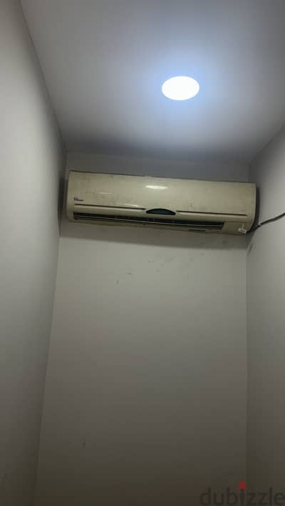 AC split 2 Ton cooling good
