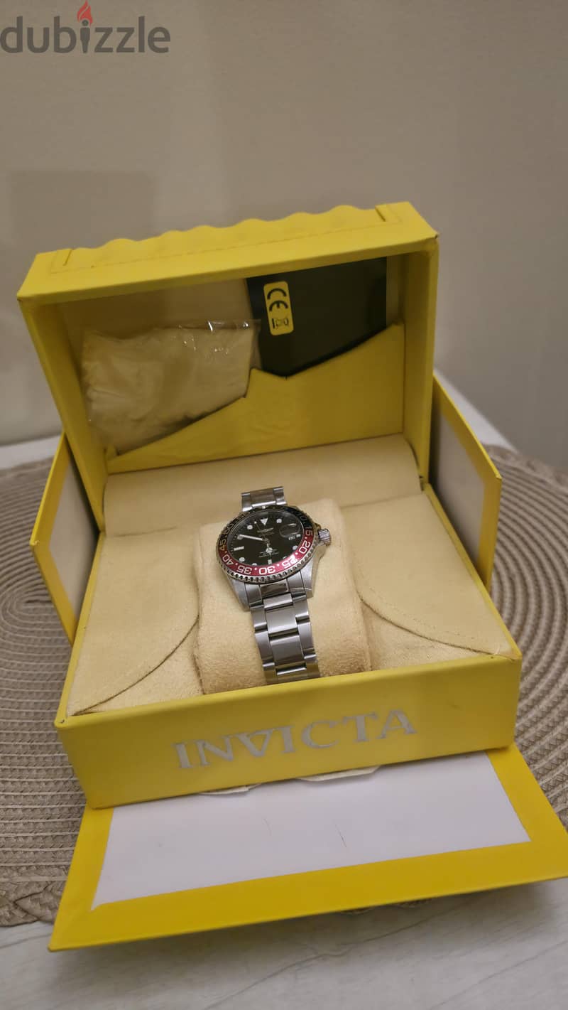 Invicta watch (with box) 1