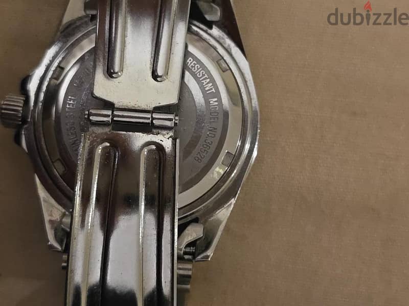 Invicta watch (with box) 3