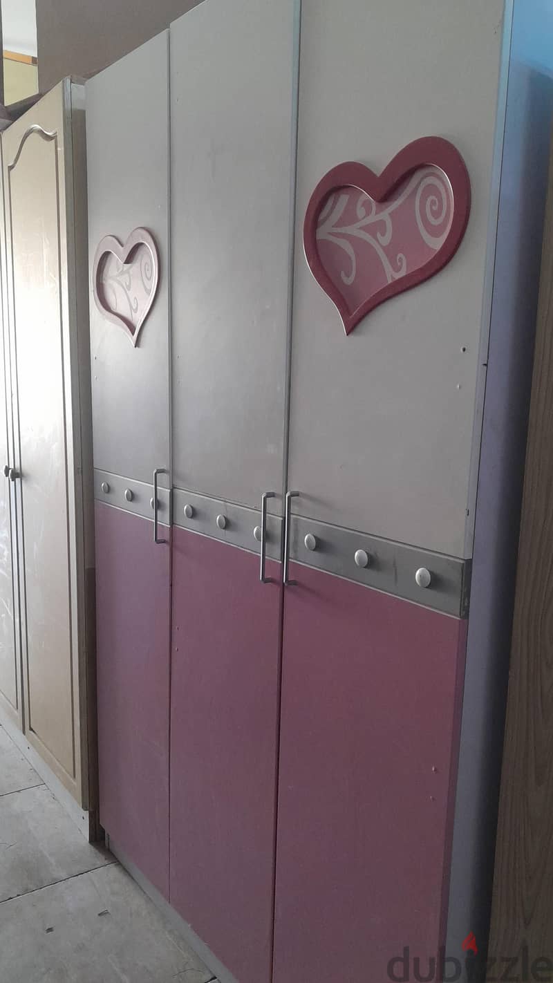 3 doors 3