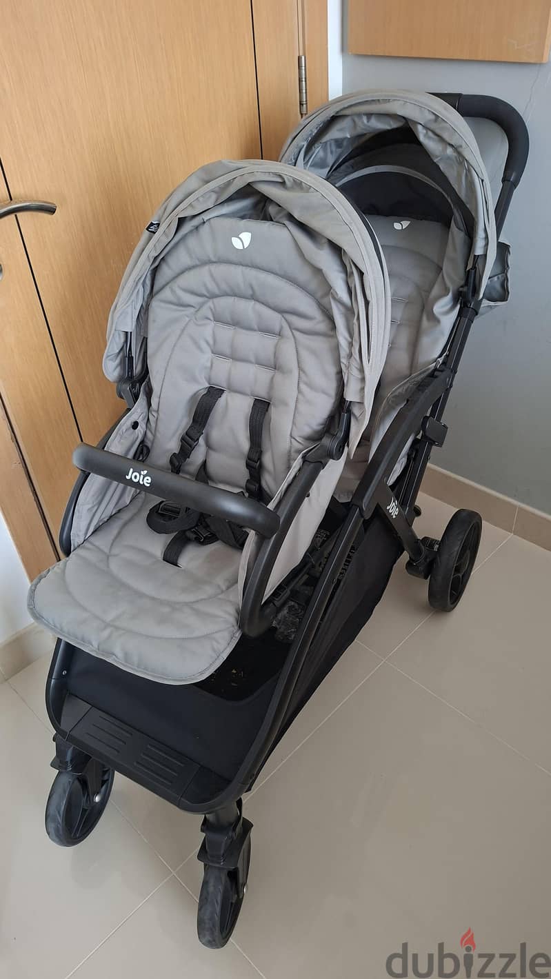 double seat stroller 3