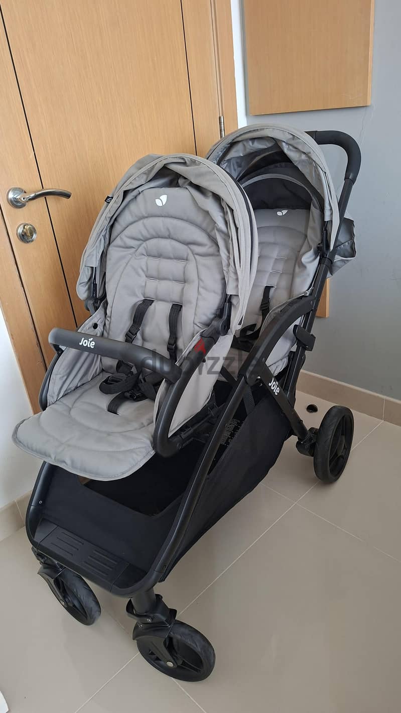 double seat stroller 4