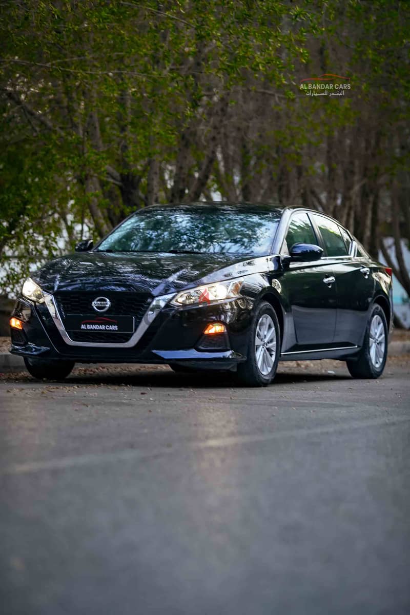 Nissan Altima AWD 2021 Black  2.5L  Low Mileage  Zero Accident Agency 3
