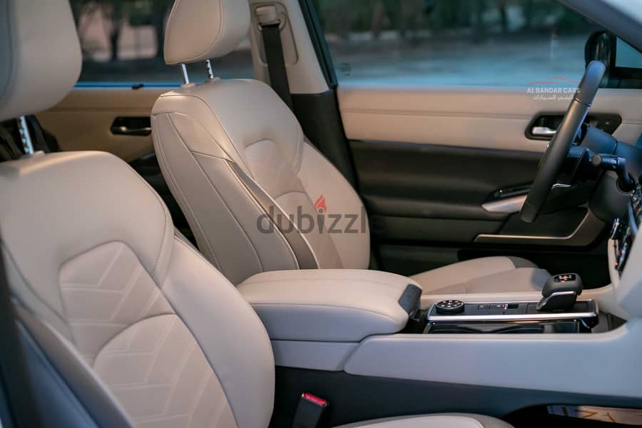 Nissan Pathfinder SL 4WD 2024 White  Full Option 7-Seat Agency PPF 16