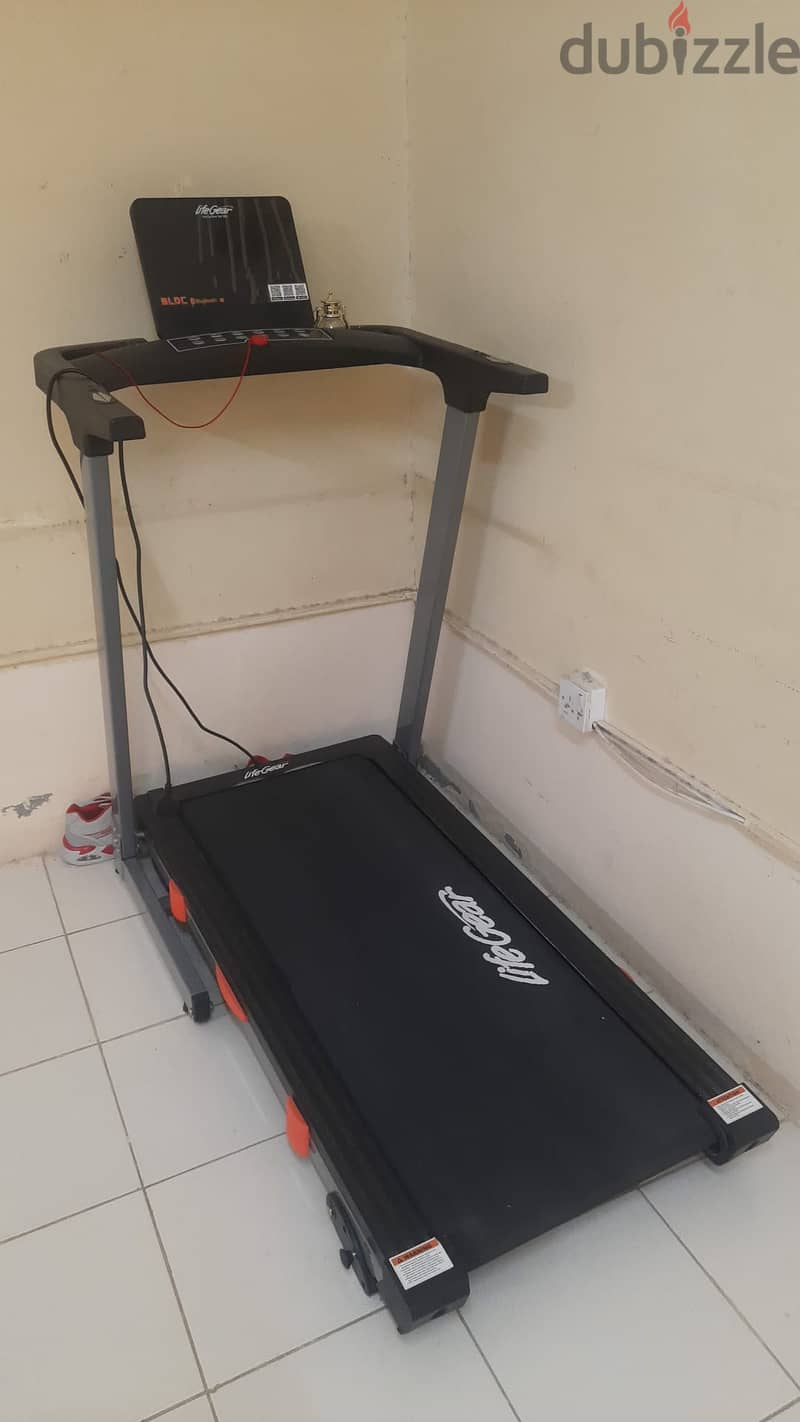 Threadmill for sale 2