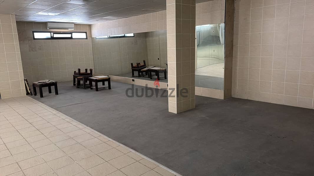 Big villa for sale in town 9