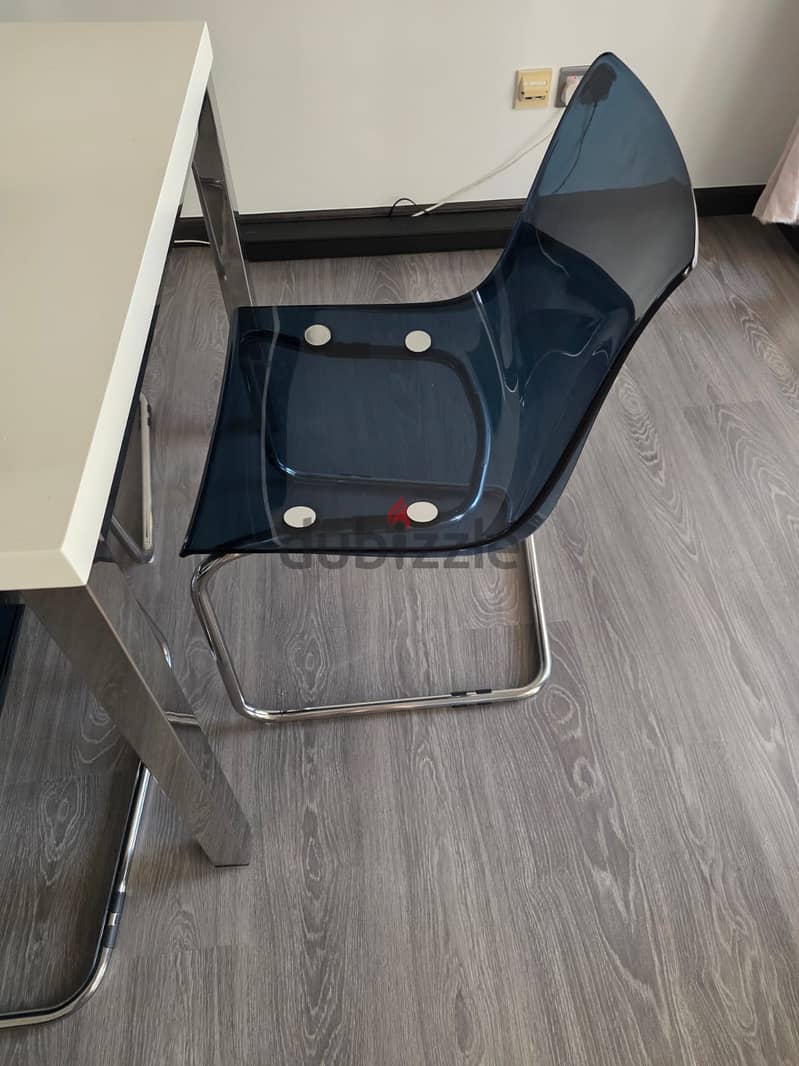 Modern dining room set 1