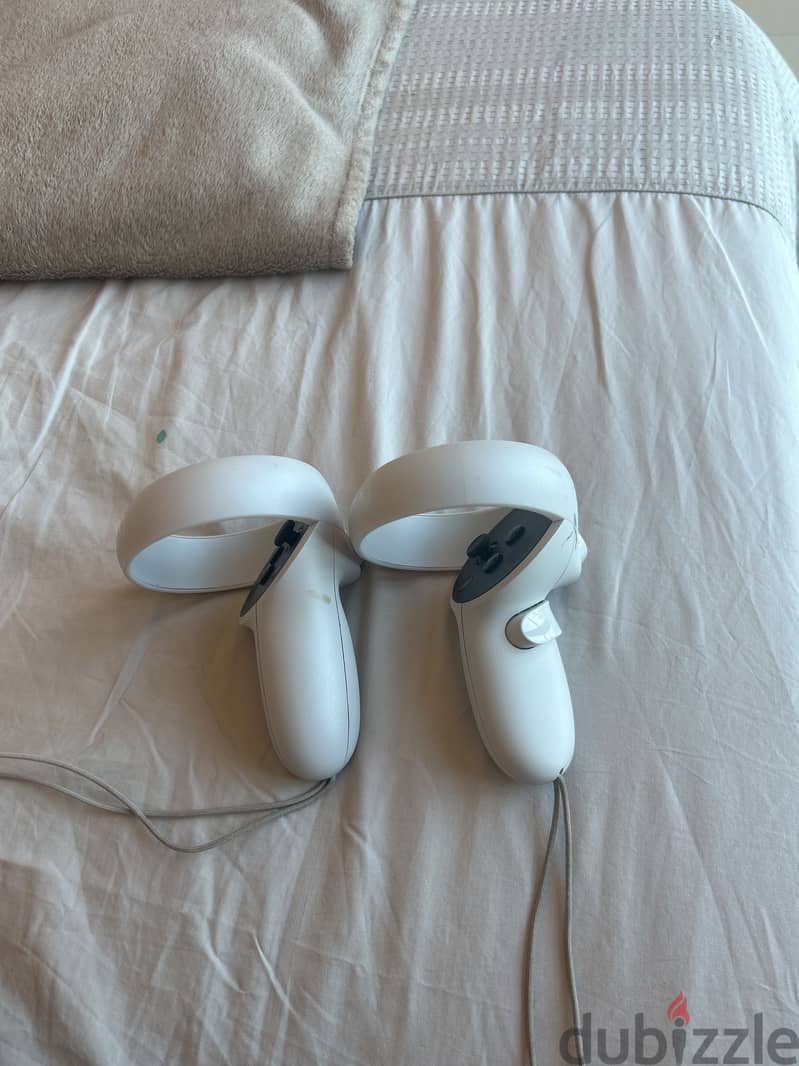 VR HEADSET FOR SALE 2