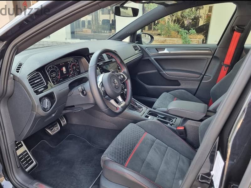 VW GTI MK7.5 2019 6