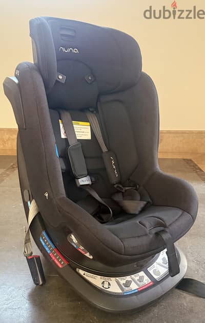 Nuna Revv Car Seat - Very Good Condition