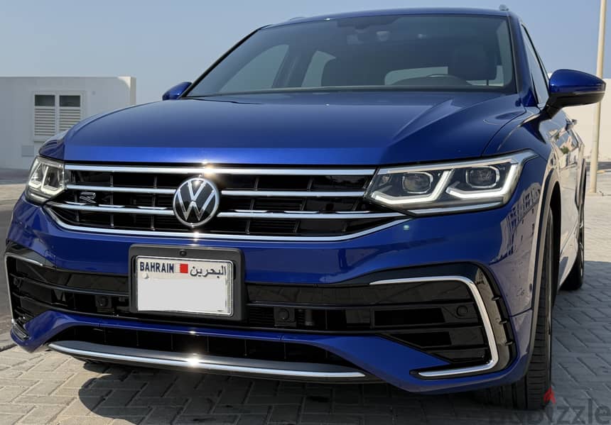 2023 Volkswagen Tiguan R-Line 2.0 TSI 4MOTION | 220 PS | Only 16,000km 1