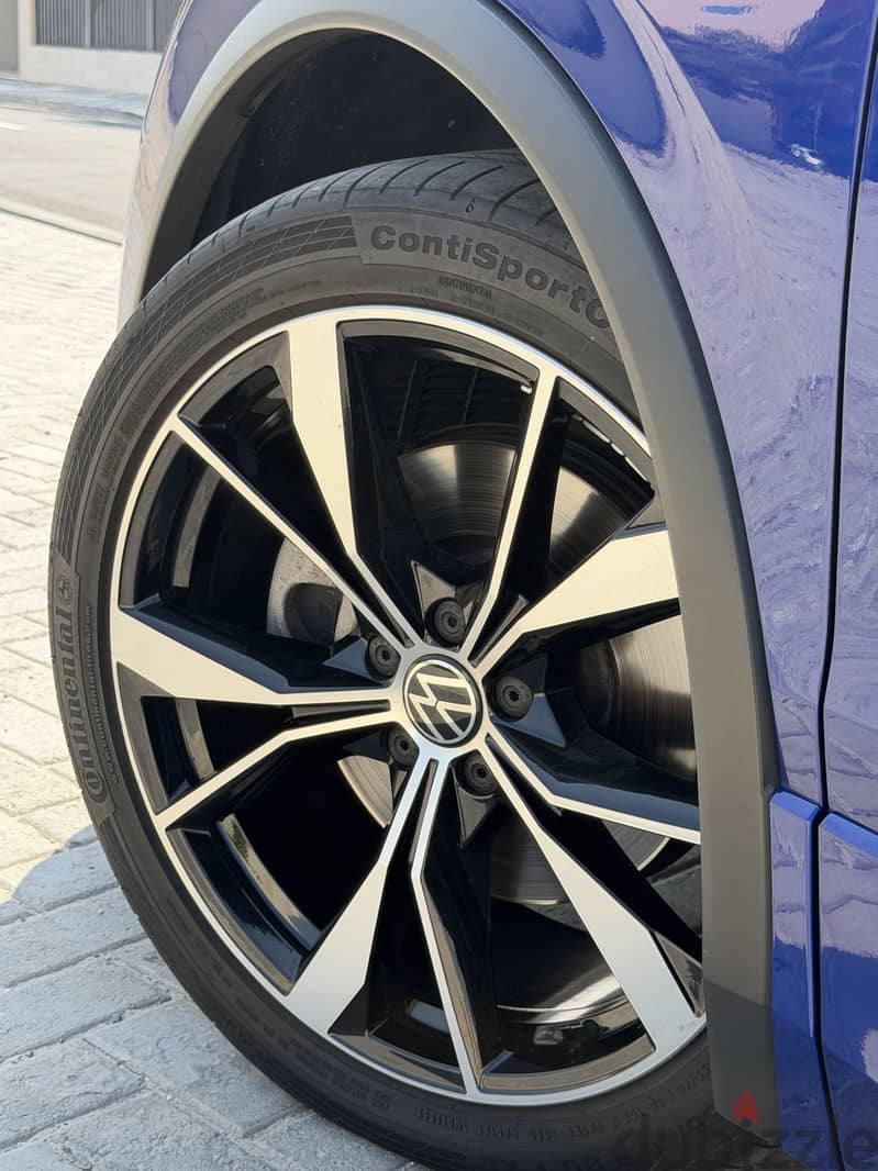 2023 Volkswagen Tiguan R-Line 2.0 TSI 4MOTION | 220 PS | Only 16,000km 4