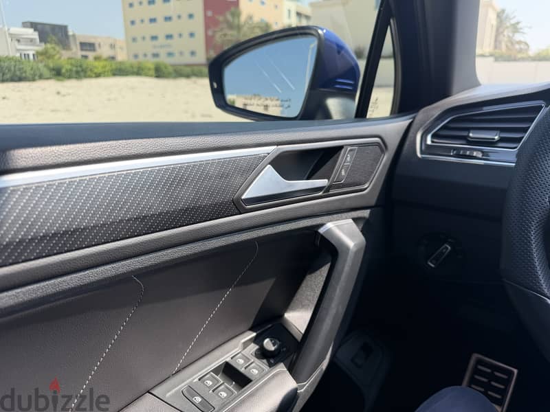2023 Volkswagen Tiguan R-Line 2.0 TSI 4MOTION | 220 PS | Only 16,000km 13
