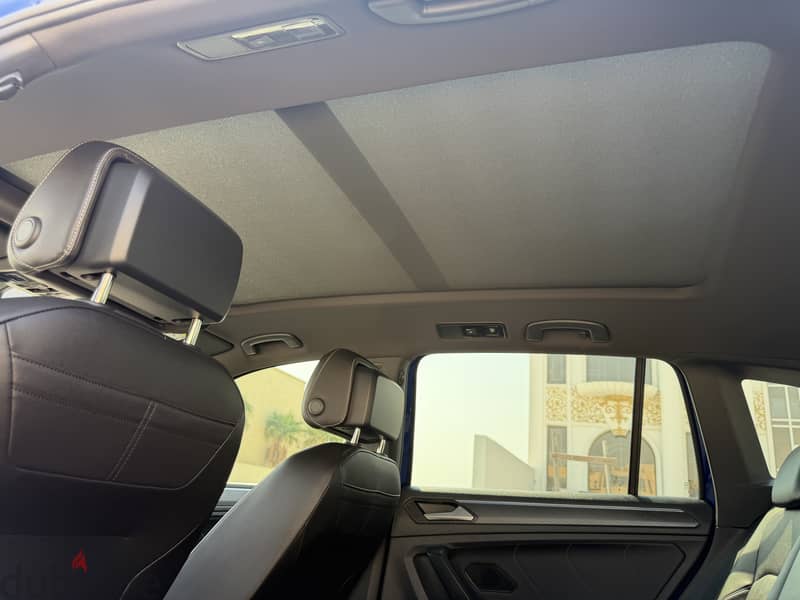 2023 Volkswagen Tiguan R-Line 2.0 TSI 4MOTION | 220 PS | Only 16,000km 15