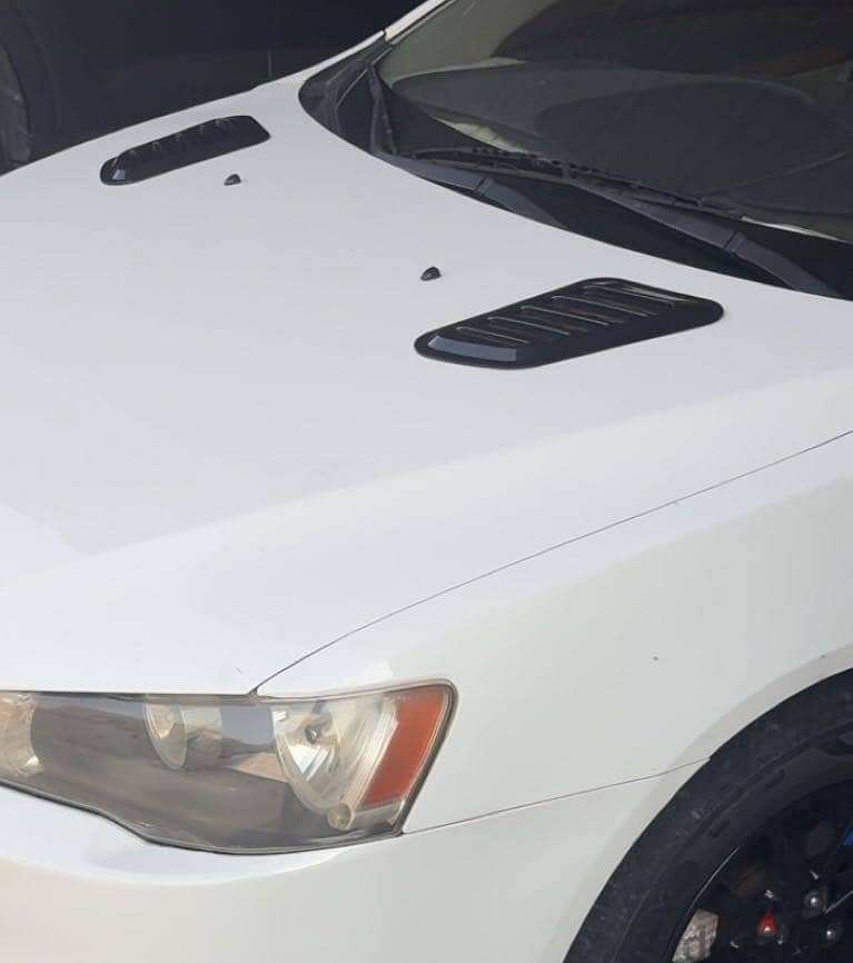 Car hood air vents - sporty look 3